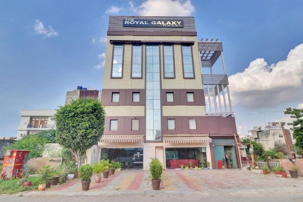 The Royal Galaxy - last minute hotel in New Delhi