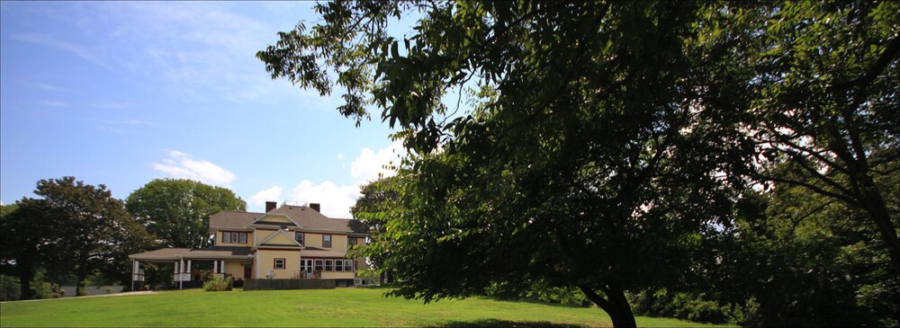 The Inn at Glen Alpine - photo 69