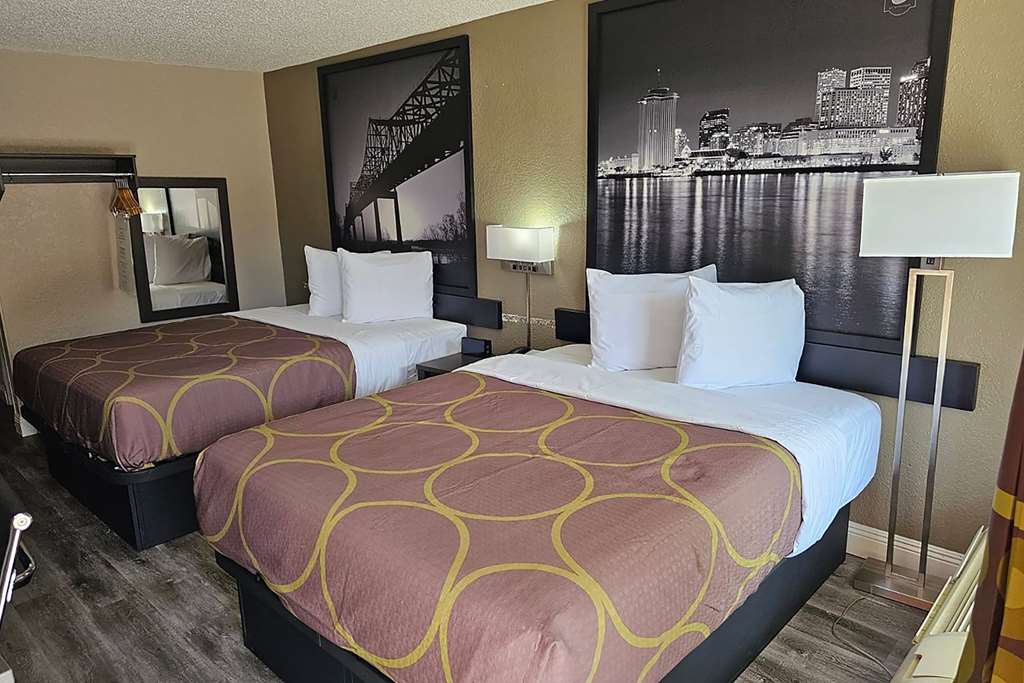 Super 8 By Wyndham Metairie — Metairie