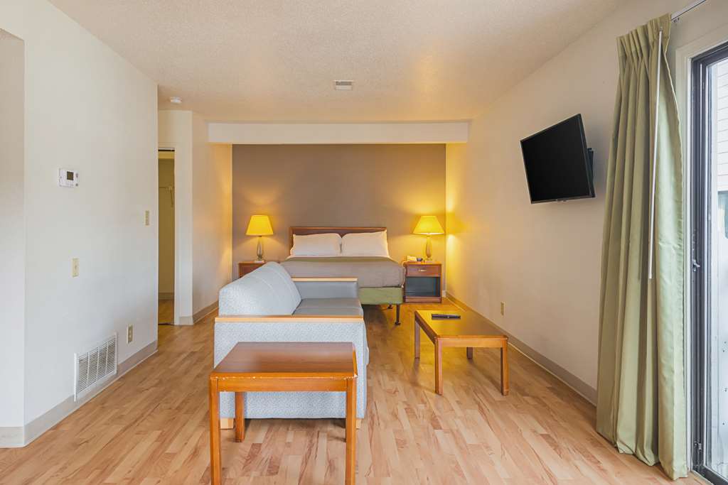 Studio 6 Extended Stay Greensboro NC - photo 9