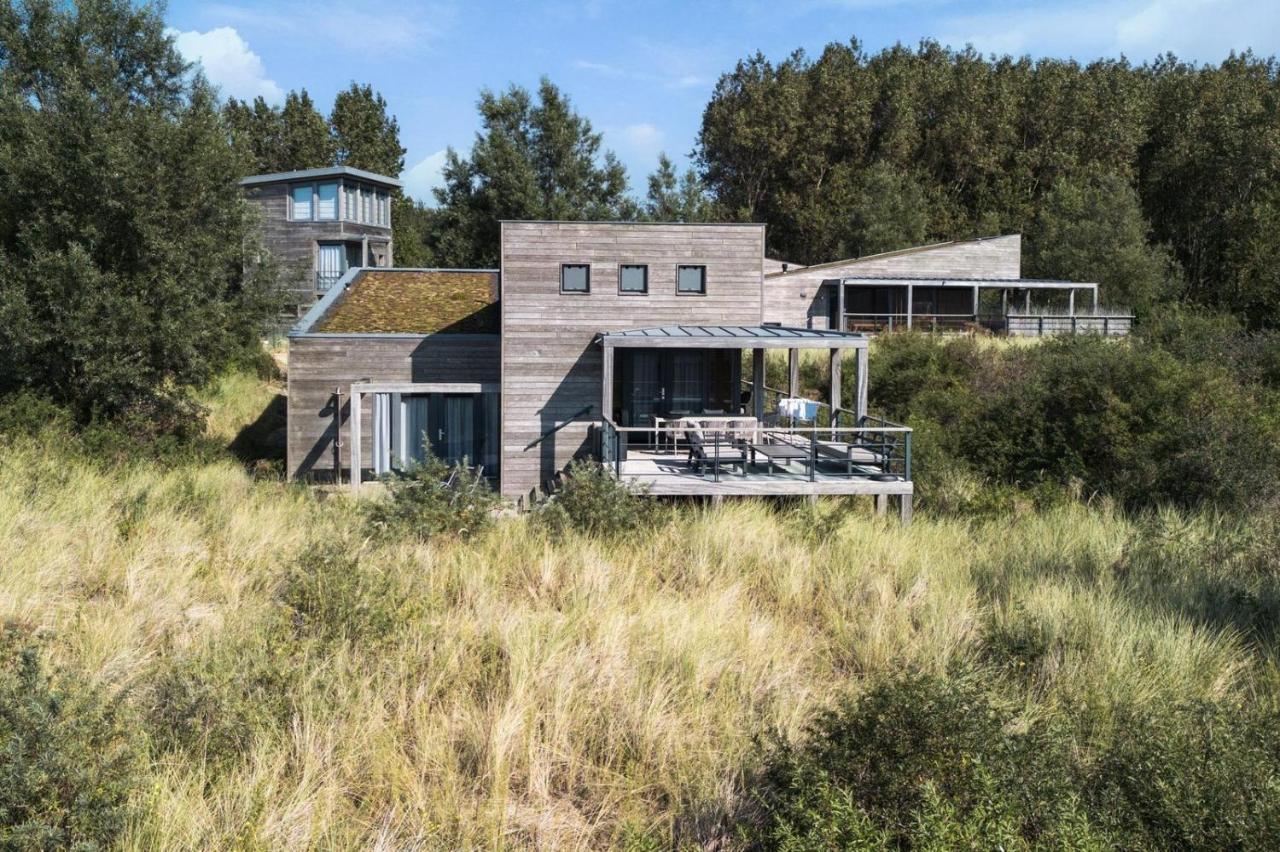 Villa Comfort 6 Pers. — 4-Star Luxury Hotel in Ouddorp, Netherlands