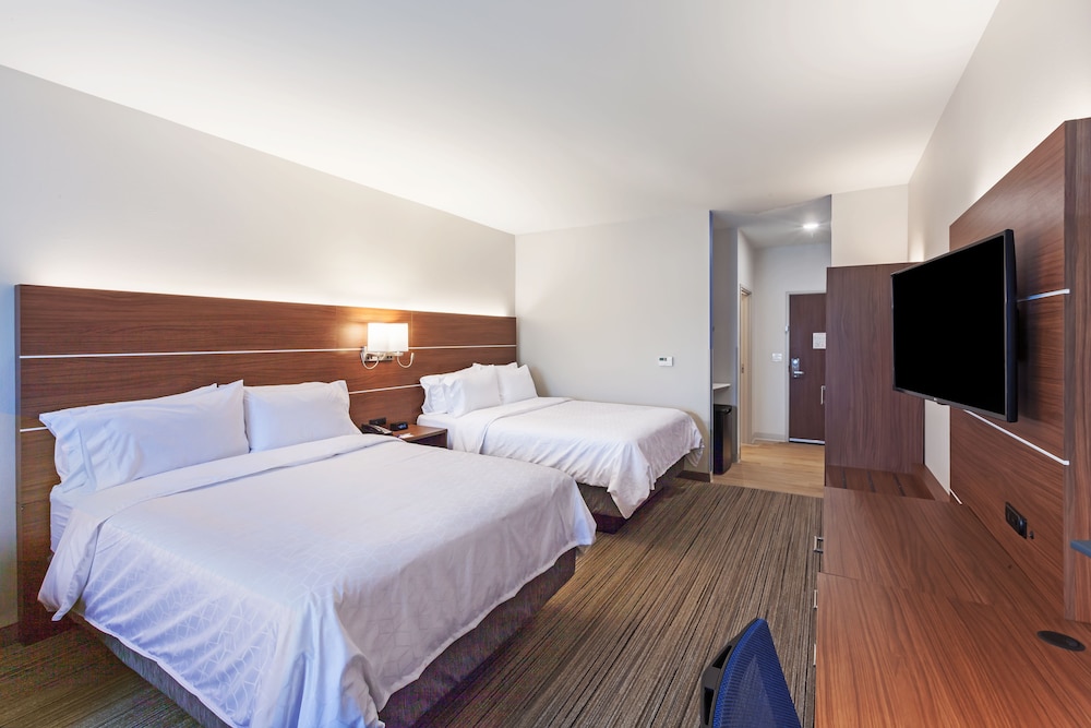 Holiday Inn Express & Suites Lenexa Overland Park Area by IHG - photo 2