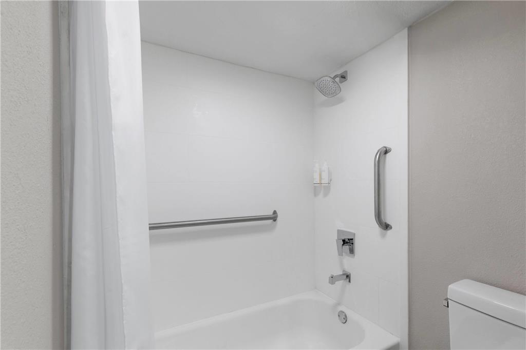 La Quinta Inn by Wyndham Nashville South - photo 38