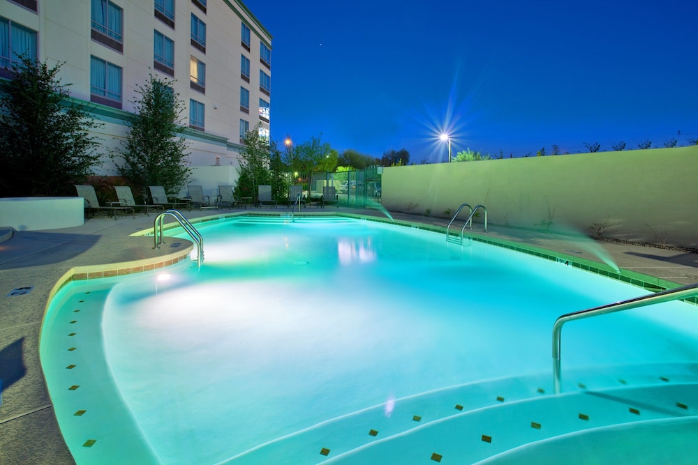 Holiday Inn Hotel & Suites Phoenix Airport By Ihg - photo 25