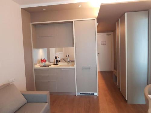 Seaview Apartments