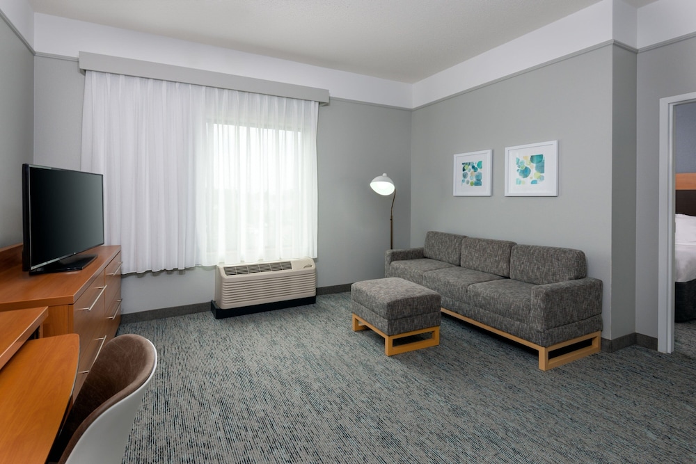 TownePlace Suites Buffalo Airport - photo 23