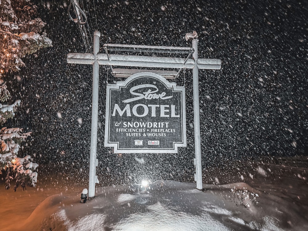 Stowe Motel & Snowdrift - photo 27