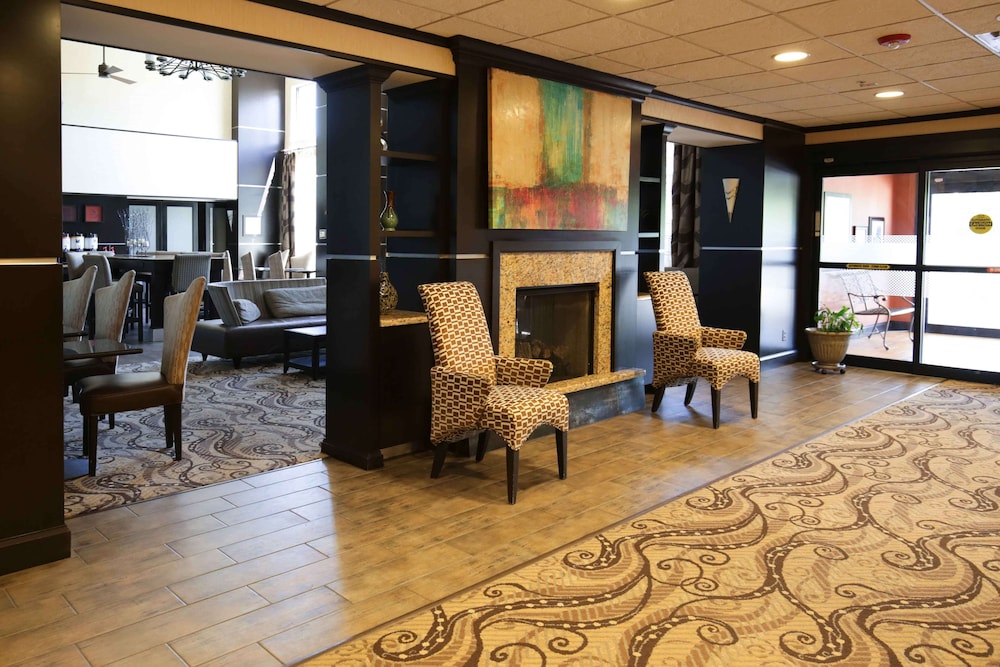 Hampton Inn & Suites McAlester - photo 3