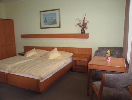 Goldener Engel — hotel in Aerzen