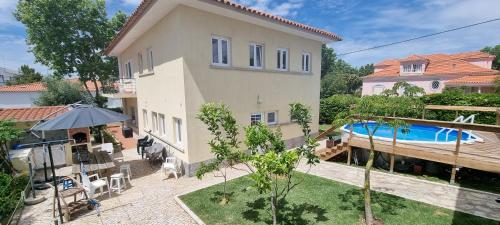 Ocean's House — 4-Star Luxury Hotel in Parede, Portugal
