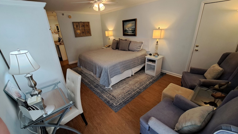 Saint Simons Inn by the Lighthouse - photo 23