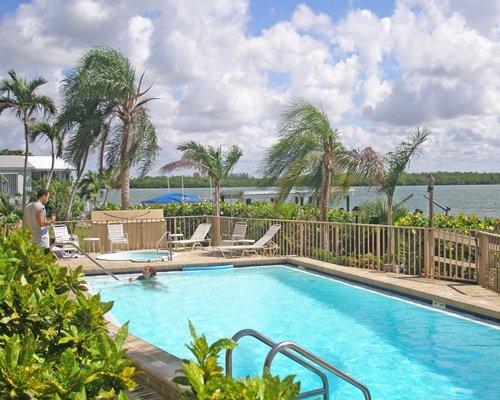 Sunrise Bay Resort and Club - photo 4