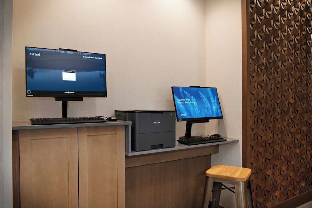 Fairfield Inn & Suites by Marriott Dayton North - photo 23