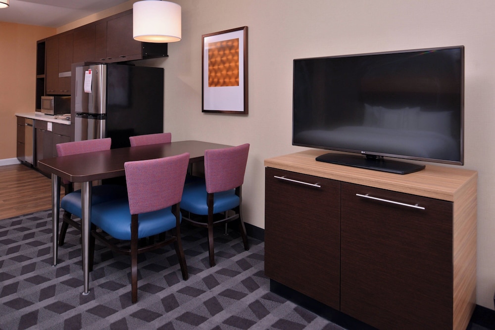 TownePlace Suites by Marriott St. Louis Chesterfield - photo 13