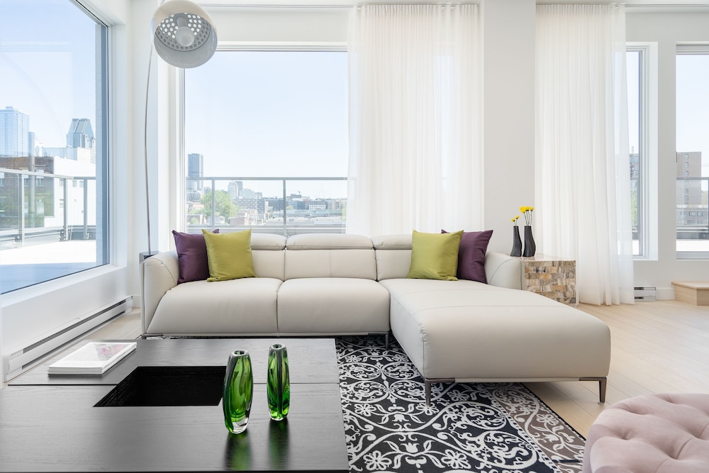 Le Se7t Penthouses - carbon neutral hotel in Montreal