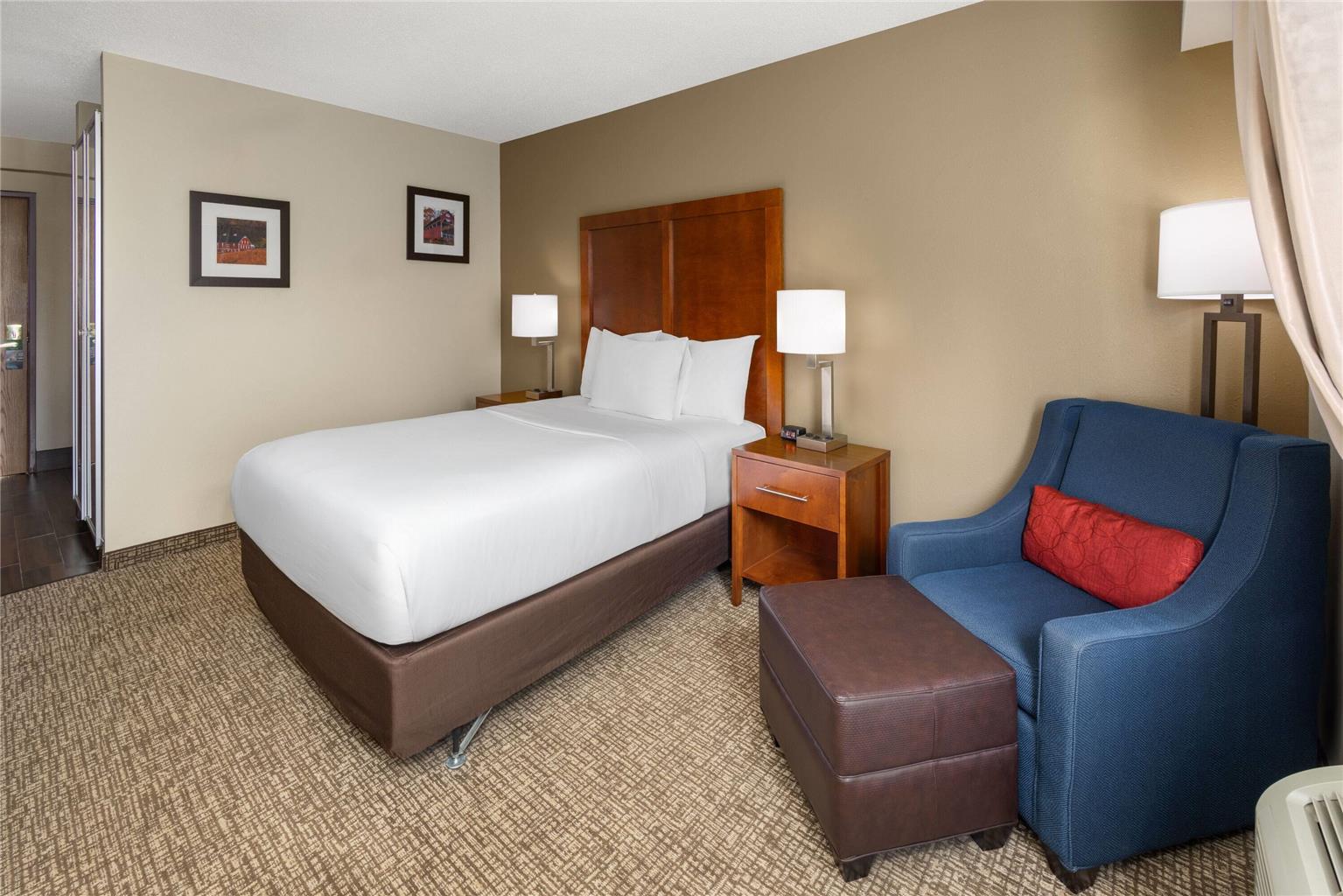 Wingate by Wyndham Pittsburgh New Stanton - photo 18