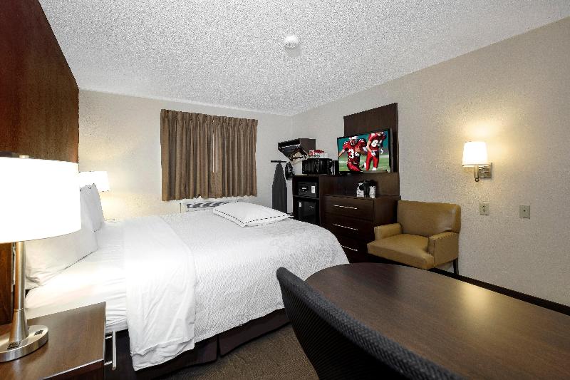 Red Roof Inn PLUS & Suites Malone - photo 19
