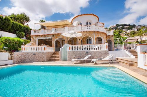 Villa Mirador for a great holiday by Holiday Rentals Villamar — 4-Star Luxury Hotel in Benissa, Spain