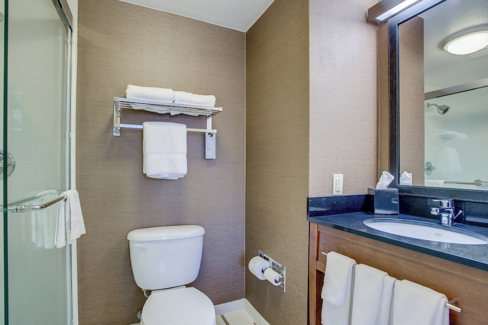 Fairfield Inn by Marriott Portsmouth Seacoast - photo 20