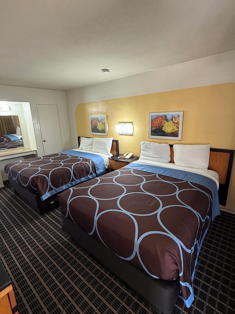Ramblin Rose Motel - photo 15