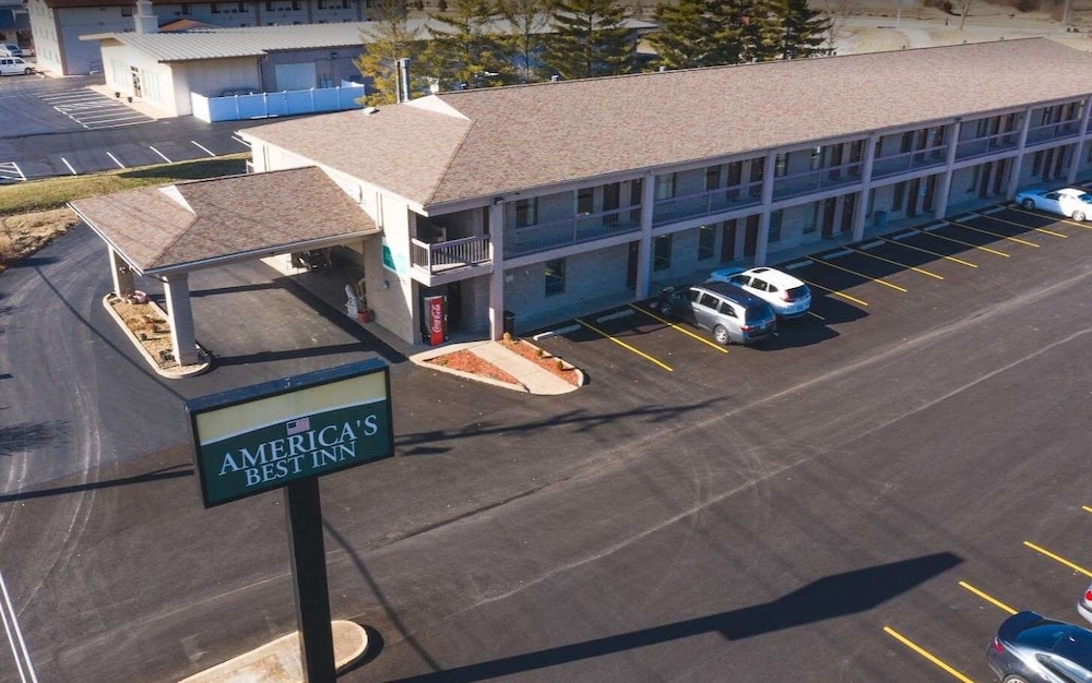 Americas Best Inn Eureka - photo 9