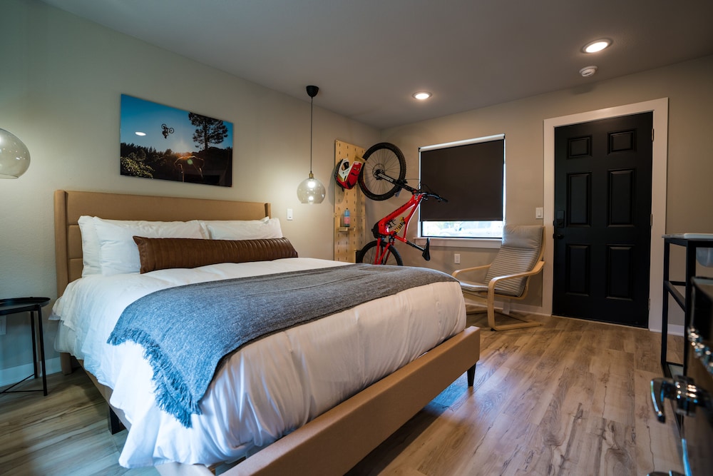 The Bike Inn - photo 36