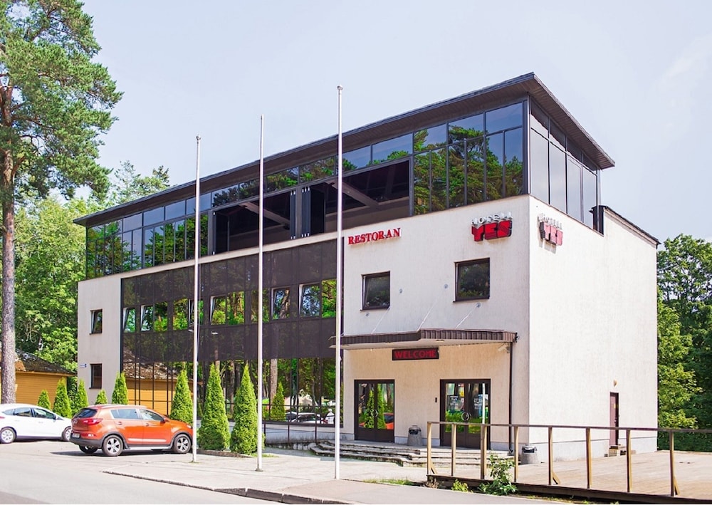 Hotel Yes — hotel in Narva-Joesuu