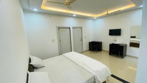 Hotel Shree Ji Inn — Kota