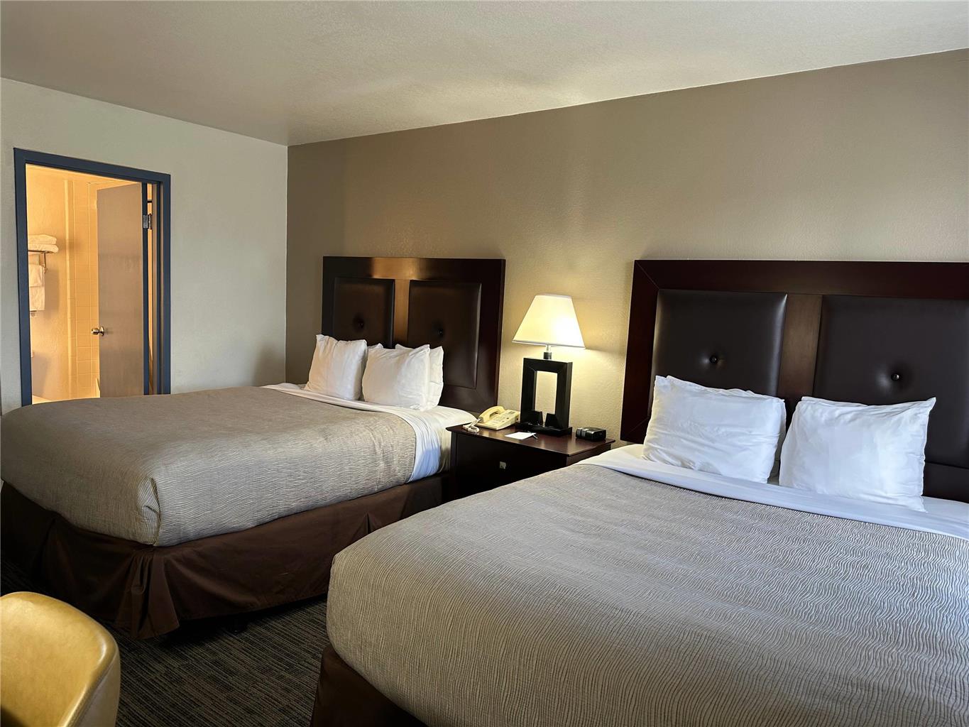 Quality Inn & Suites Everett - photo 44