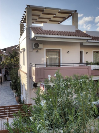 Hotel Medousa in Agia Marina, Greece