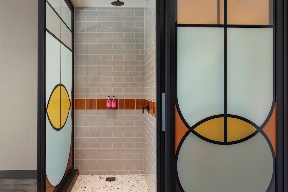 Moxy NYC Lower East Side - photo 31