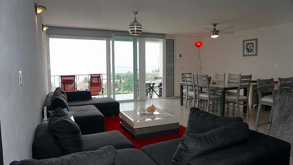 CARIBE Beachfront 2 BDR Incredible Oceanview — Cancun — photo 5