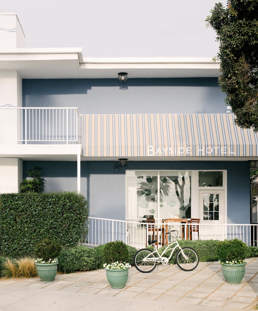Bayside Hotel - photo 43