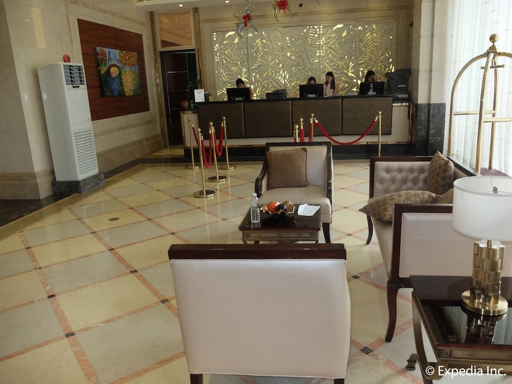 Central Park Tower Resort — Angeles City — photo 3