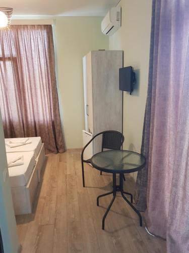Hotel S 326