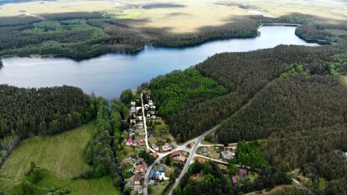 White - carbon neutral hotel in Biala