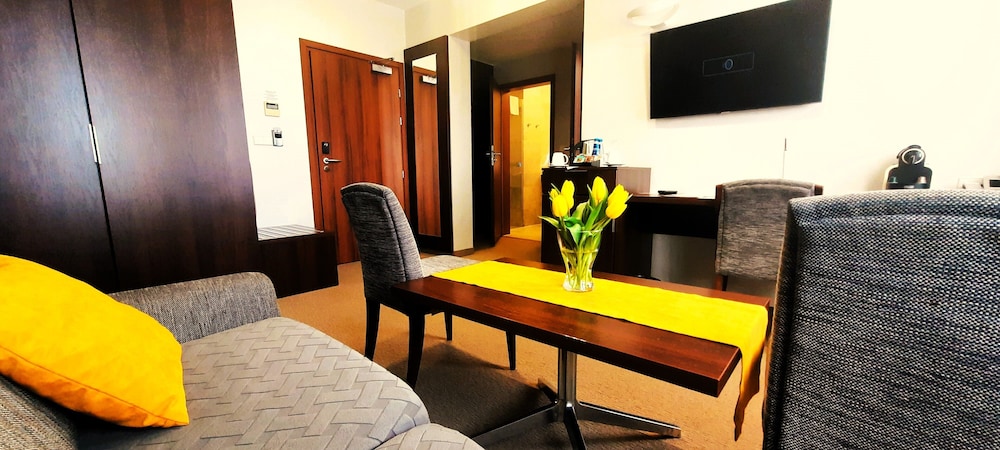 Hotel Zamek Centrum — 4-Star Luxury Hotel in Szczecin, Poland