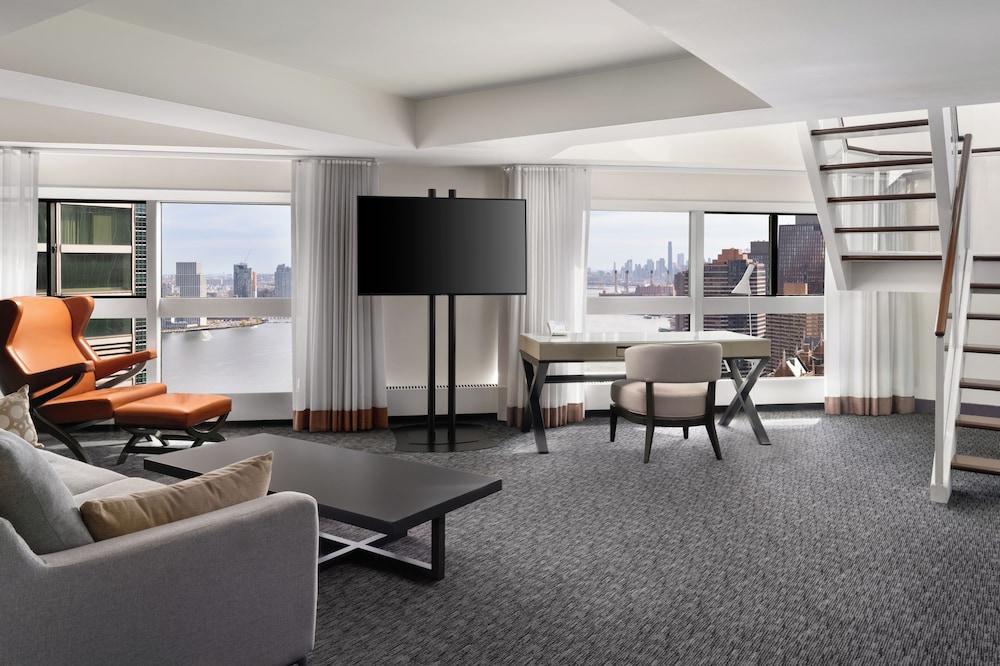 Millennium Hilton New York One UN Plaza - photo 15