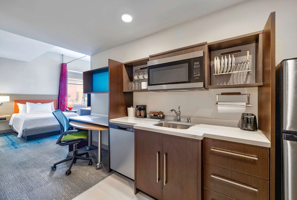 Home2 Suites by Hilton Minneapolis Downtown MN - photo 9