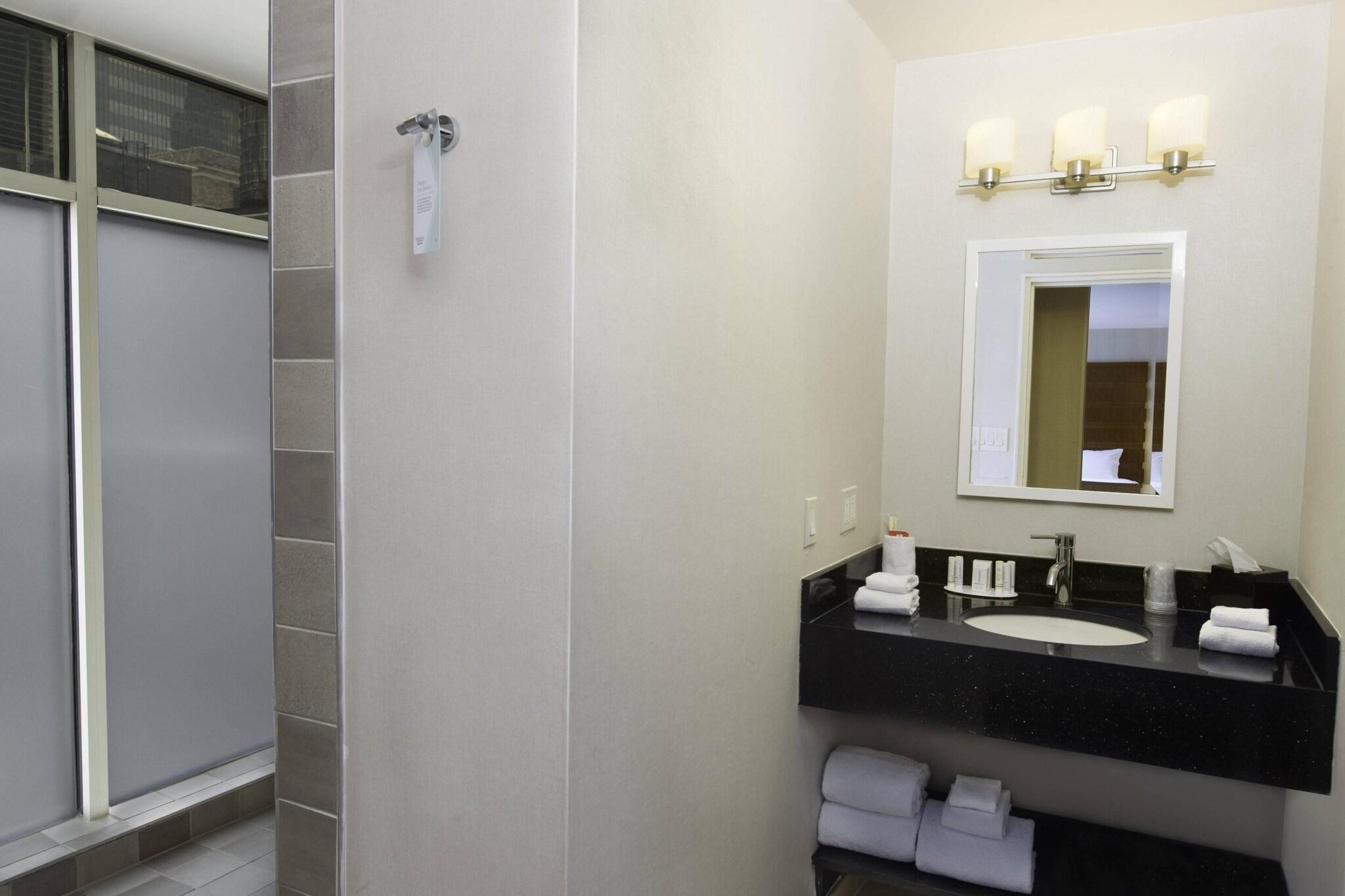Fairfield Inn by Marriott New York Manhattan Fifth Avenue - photo 17
