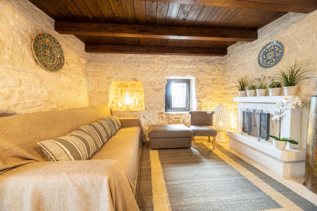 Trullo Dorato — Alberobello — photo 2