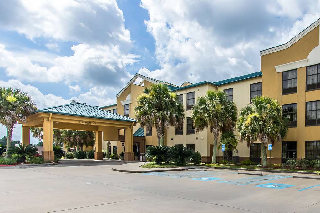 Quality Suites New Iberia — hotel in New Iberia