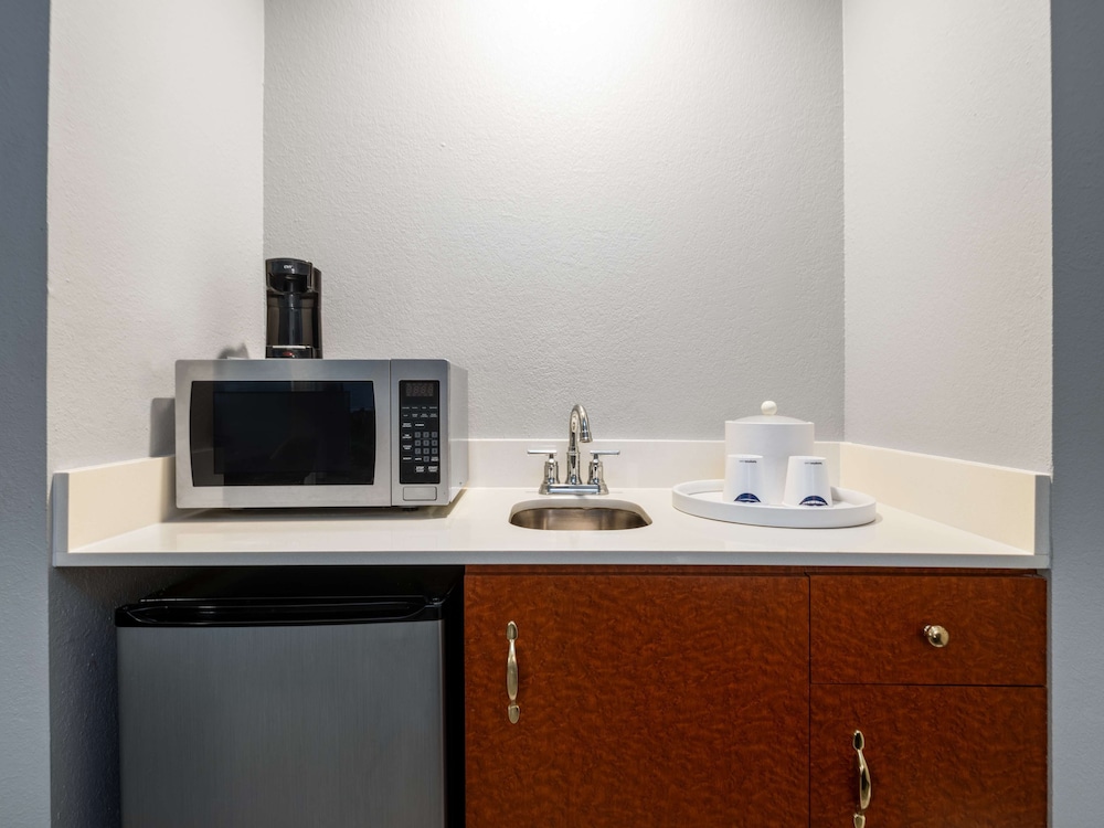 Hampton Inn West Palm Beach Florida Turnpike - photo 15