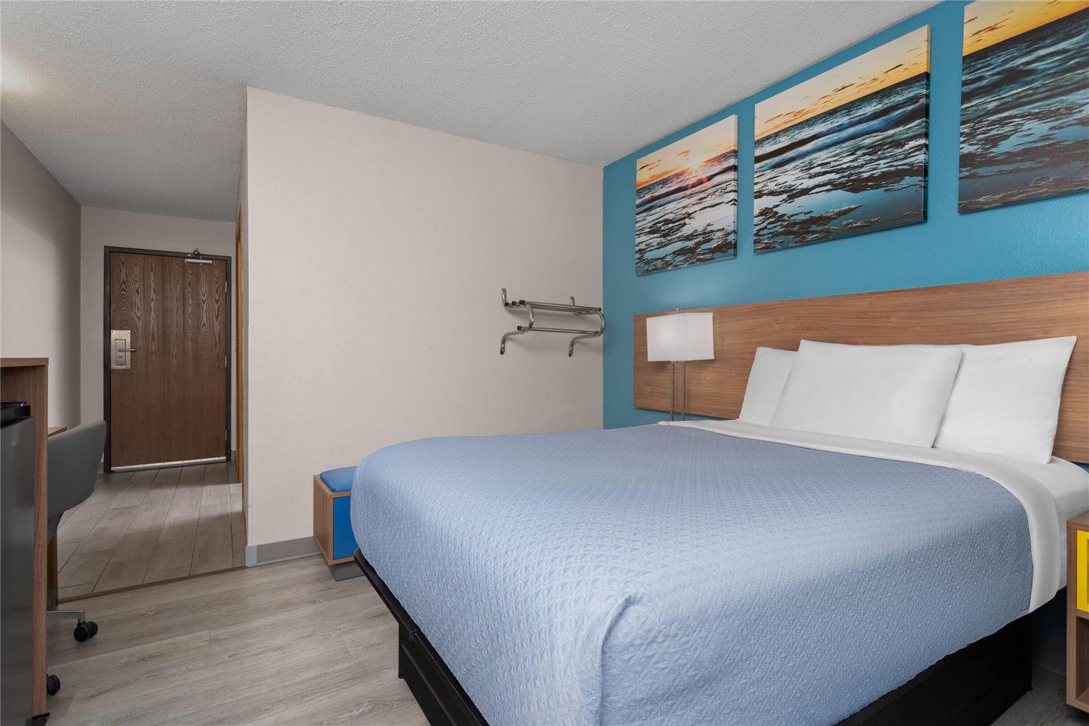 Days Inn by Wyndham Austin - photo 17