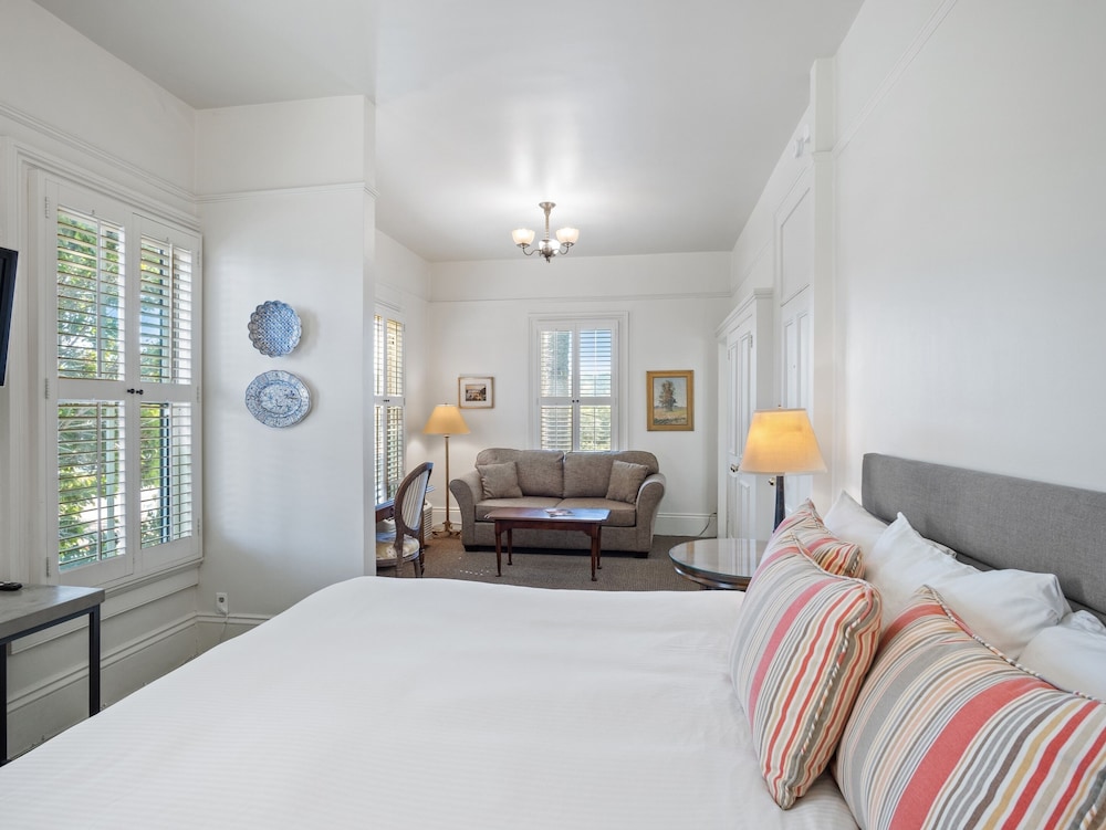 The Upham Hotel - photo 18