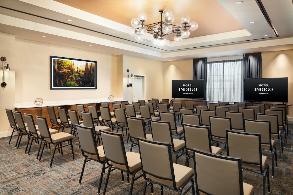 Hotel Indigo Tallahassee Collegetown by IHG - photo 43