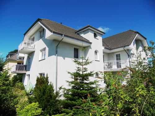 Villa Maria Gabriele Whg 03 Kölpinsee Usedom — 4-Star Luxury Hotel in Loddin, Germany