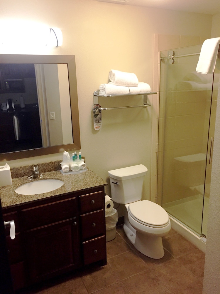 Holiday Inn Express and Suites Sioux Falls SW by IHG - photo 12