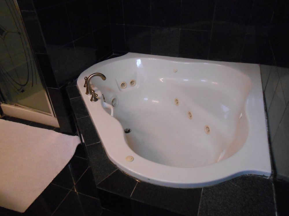 Benton Park Inn - photo 23