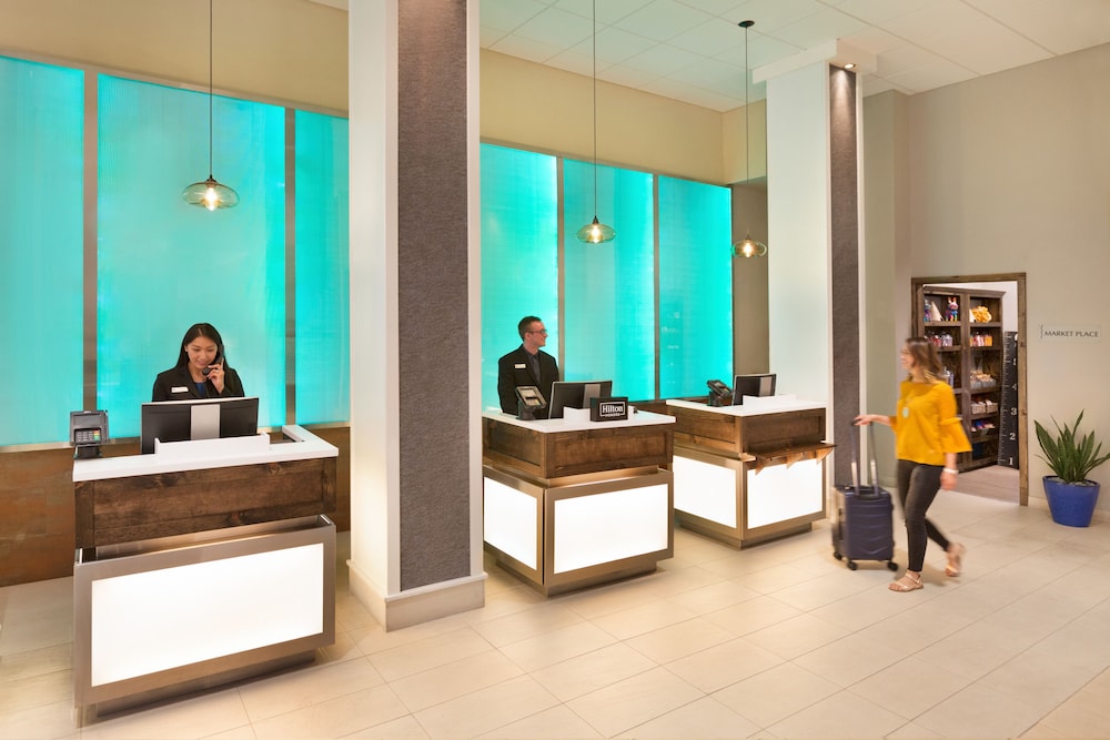 DoubleTree by Hilton Hotel Albuquerque - photo 2